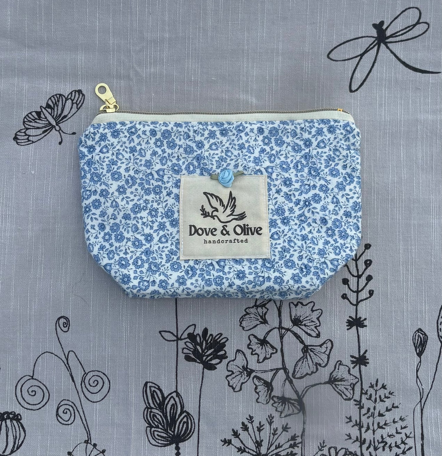Rosebud Zipper Pouches