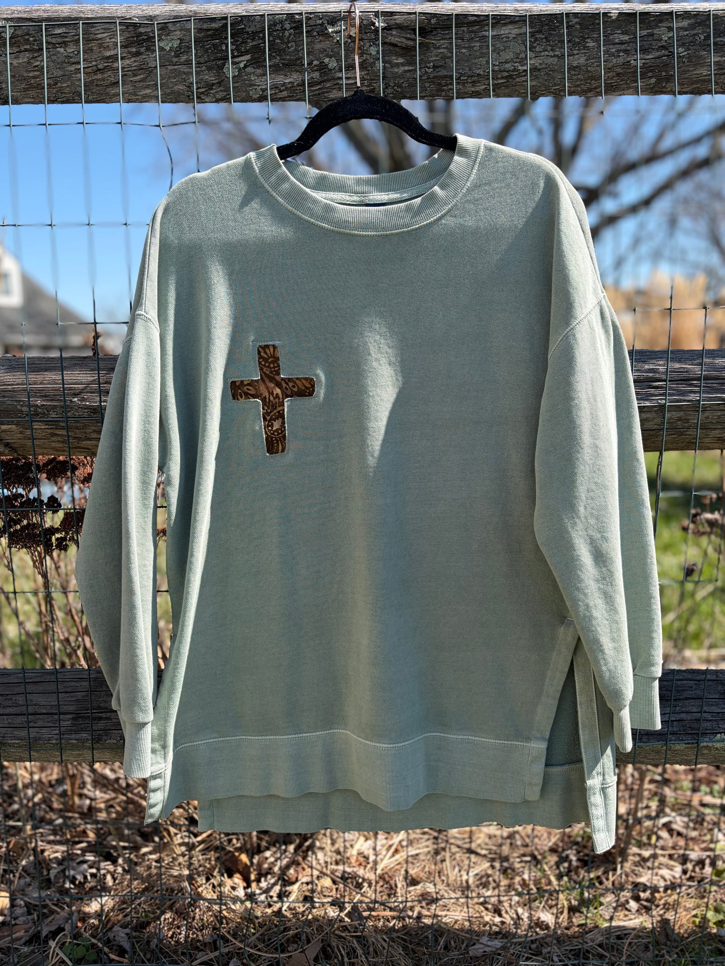 S “God is Love” Crew