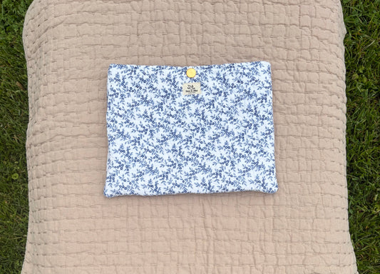 Quilted Book Sleeve